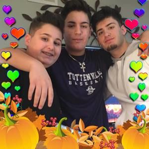 Meet your Posher, Lena